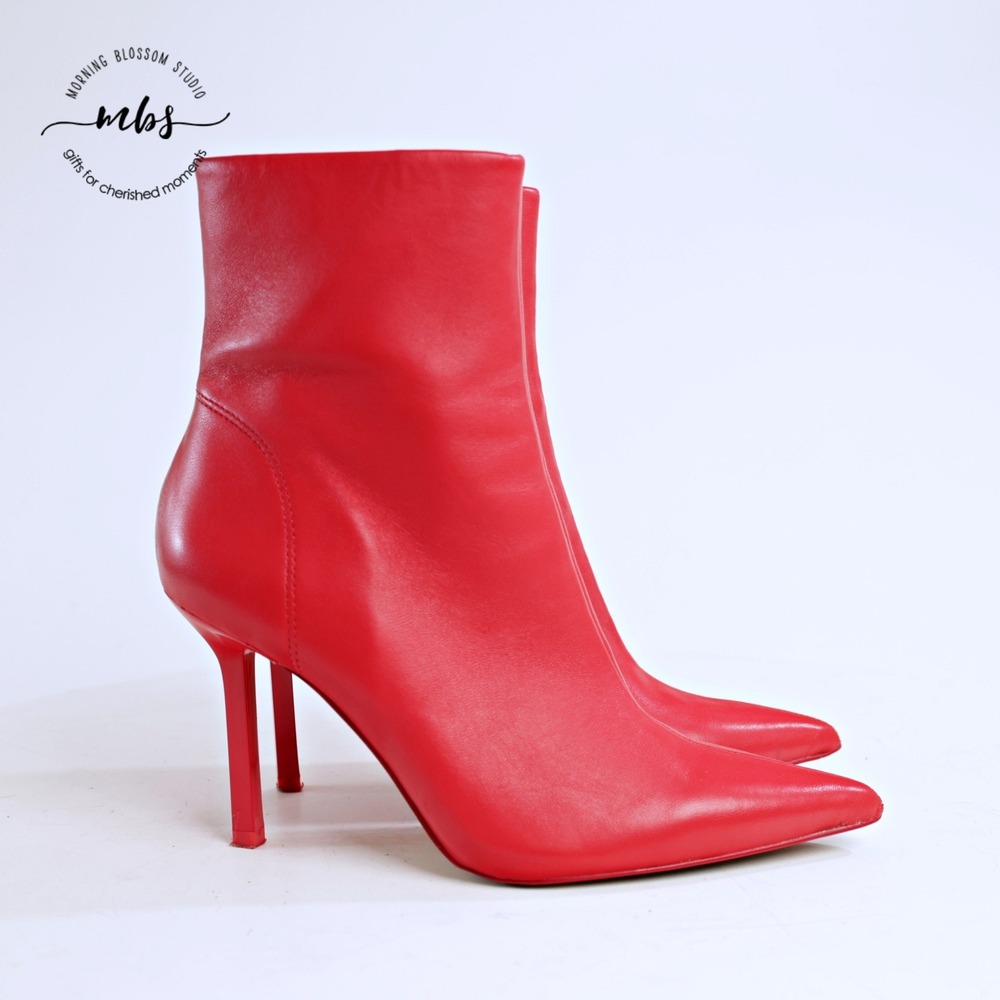 Steve Madden Elysia Ankle Pointed Toe Office Siren Booties Red Women 7
